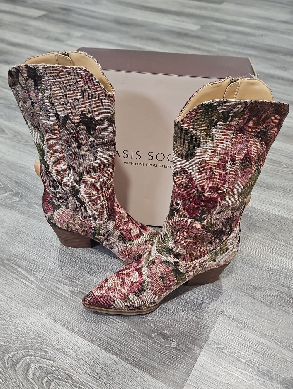 NIB! Oasis Society Rosewood Rider Cowgirl Boots 7.5